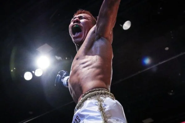 日职联神户胜利船对广岛三箭大迫勇也与满田诚对决分析谁能先破局